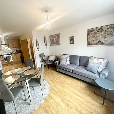 London Bridge Apartment-3